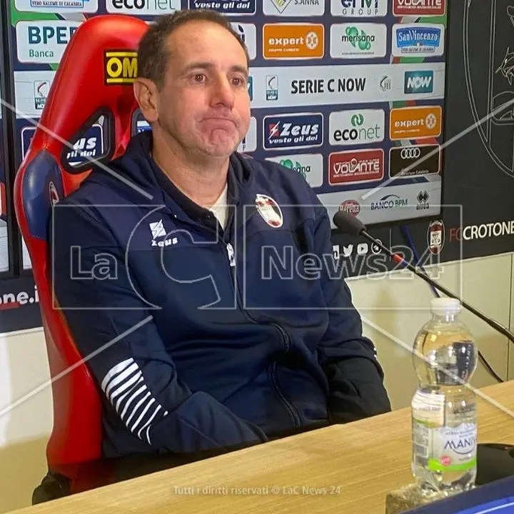 Verso Brindisi-Crotone, Zauli: «Noi domani abbiamo un solo obiettivo la vittoria»