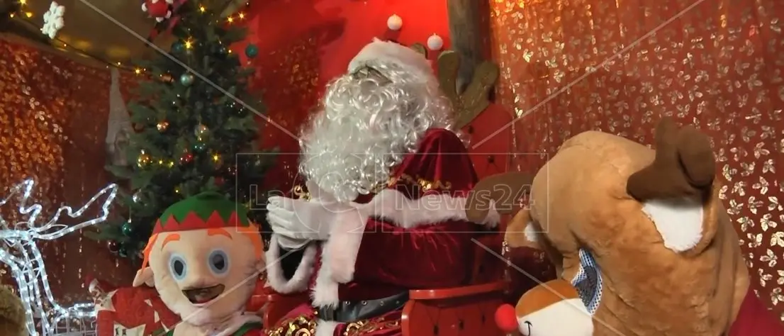 Dolci, giochi e spettacoli di magia: al vivaio Amoroso di Vibo tutta la gioia del Natale