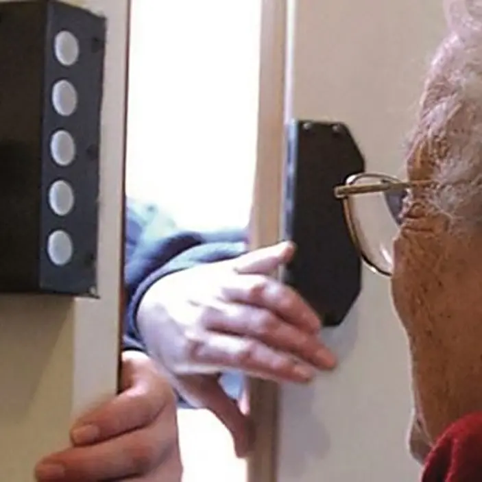Cittanova, si fingono corrieri per truffare un’anziana e farsi consegnare più di 3mila euro: denunciati