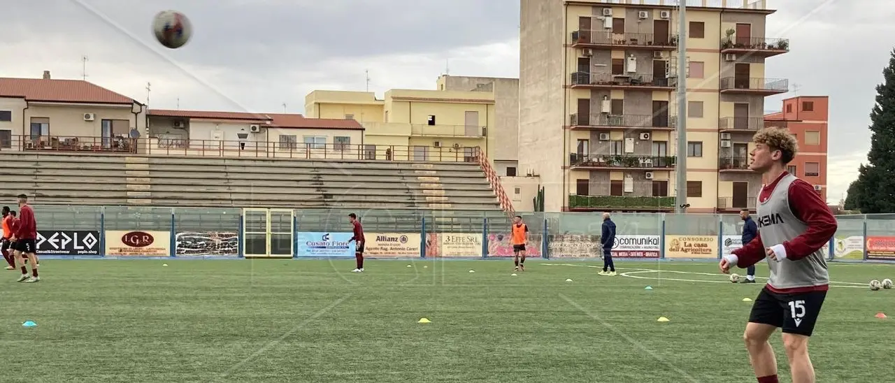 Locri, gli amaranto tentano la linea della continuità. E domenica sfideranno l’LFA Reggio Calabria