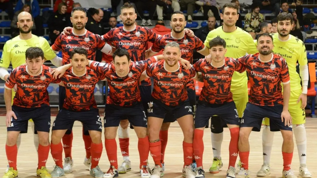 Calcio a 5, Pirossigeno Cosenza sconfitta a Pomezia: al PalaLavinium finisce 5-0