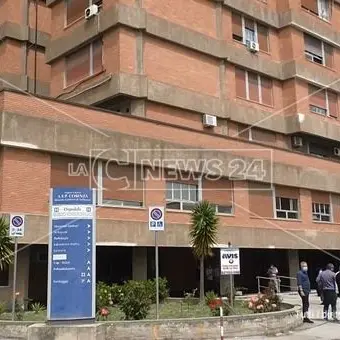Impegni traditi sulla riapertura del “Chidichimo”, Trebisacce protesta (ancora) per il suo ospedale
