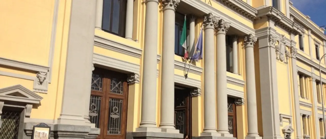 Tumore diagnosticato in ritardo: l’Asp di Cosenza condannata a risarcire un paziente dopo 27 anni