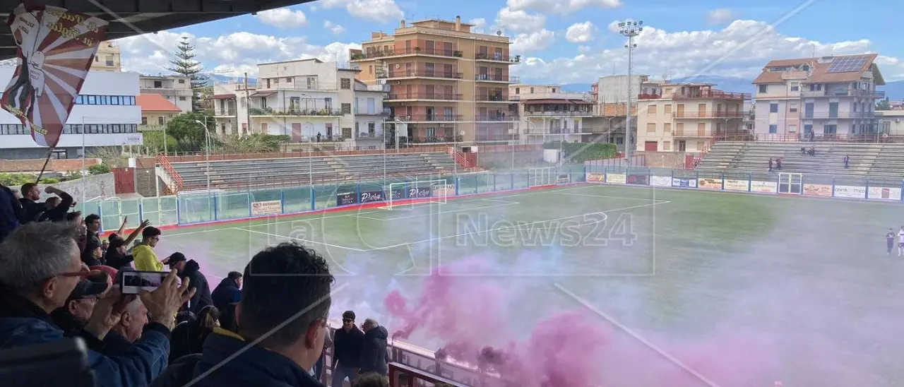 Serie D, la Lfa Reggio Calabria supera 4-1 il Locri dopo l’iniziale vantaggio dei padroni di casa al Macrì