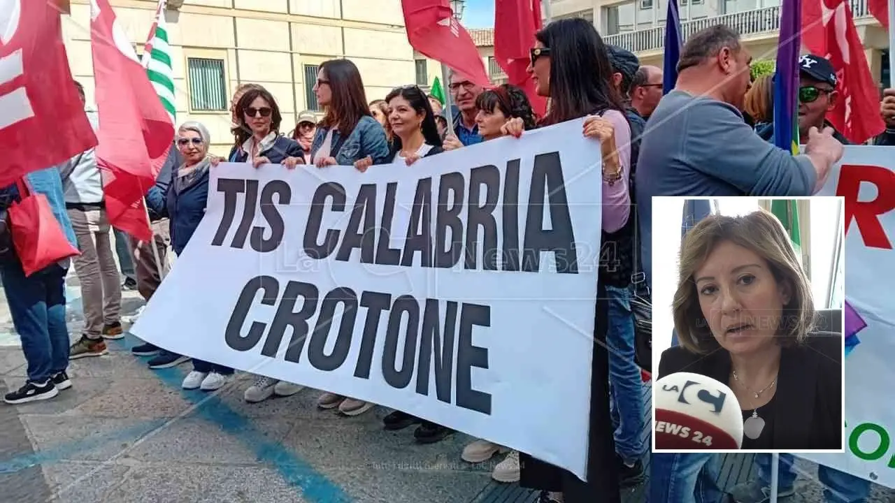 Tirocinanti in piazza a Catanzaro, Fragomeni (Pd): «Sostengo la protesta, lavoratori illusi dal Governo e dai suoi rappresentanti»