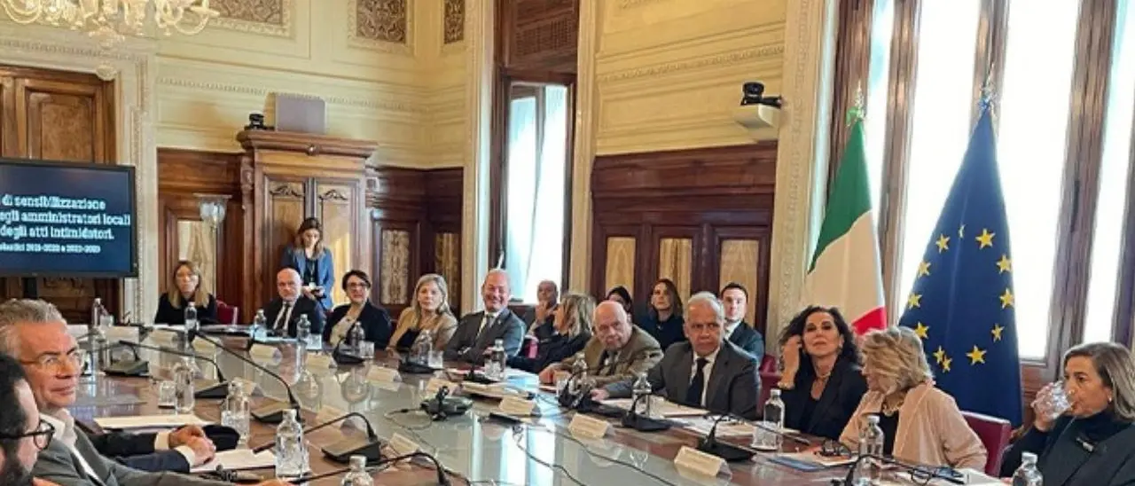 Gli studenti dicono No alle intimidazioni contro gli amministratori locali: 4 scuole calabresi aderiscono al progetto