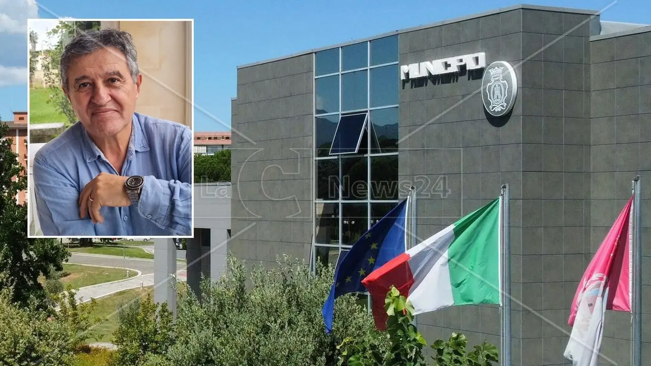 Citta unica di Cosenza, il Comitato anti-fusione: «Deboli le ragioni del prof Sergio. Quanto è costato il suo contributo?»