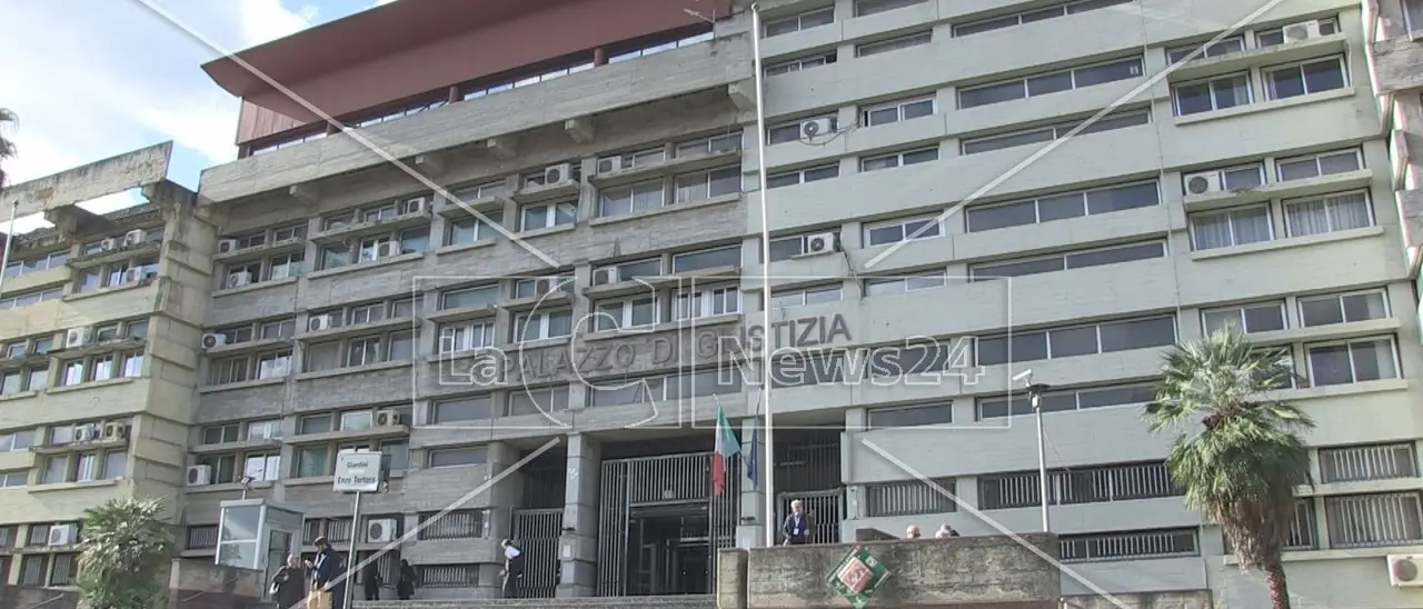 Testa di Serpente, quei mafiosi diventati mediatori per “liberare” il terreno conteso di un avvocato cosentino