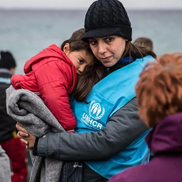 Migranti, i 109 minori “prigionieri” nel Cara di Isola Capo Rizzuto