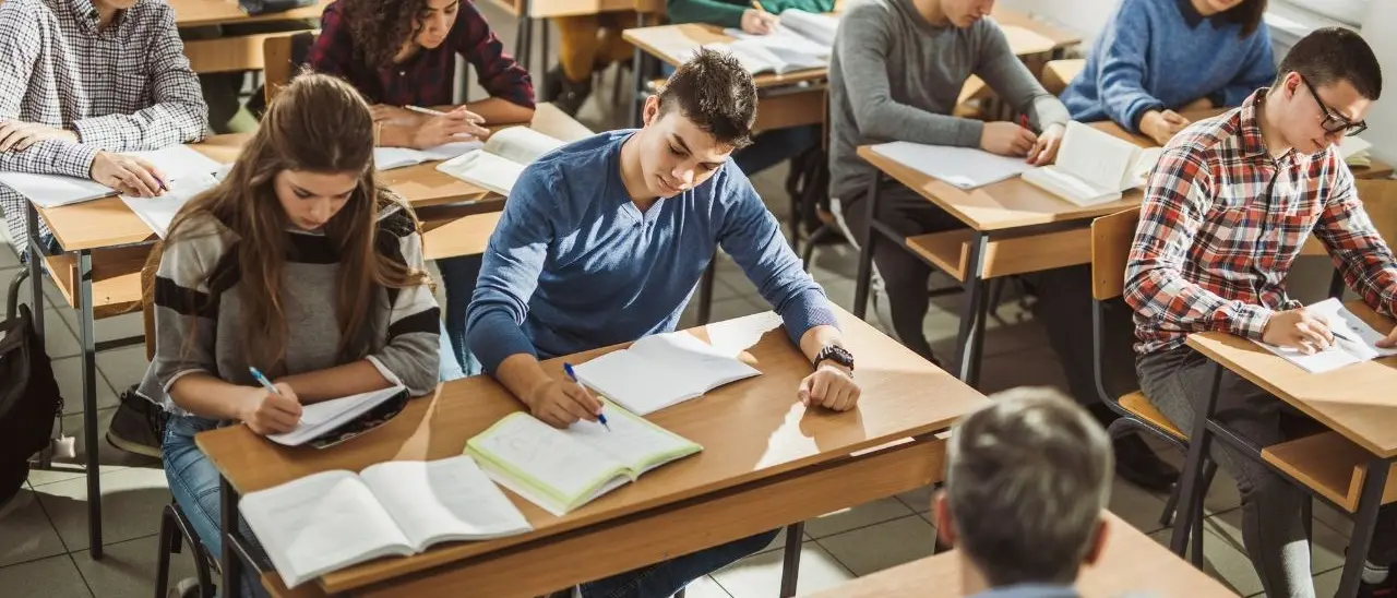 Viaggio formativo a Bruxelles per 50 studenti calabresi: l’iniziativa promossa dalla Regione