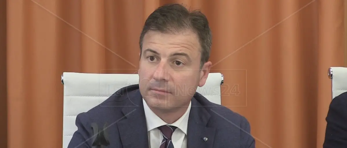 Ponte sullo Stretto, Biondo (Uil): «Inaccettabile sottrarre fondi a Calabria e Sicilia, mette un freno allo sviluppo del Sud»