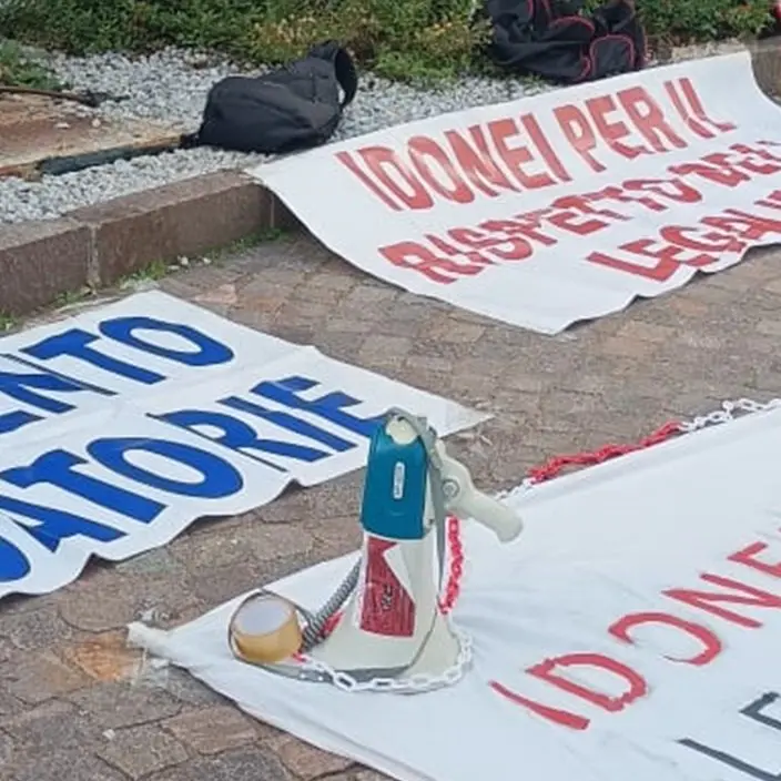 Sanità Calabria, Si Cobas in protesta alla Regione contro «la cattiva gestione delle risorse umane»