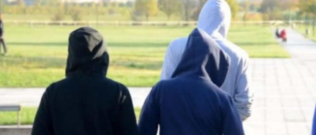 Maxi operazione contro le baby gang, 40 arresti e sequestro di armi e droga nel mondo trap