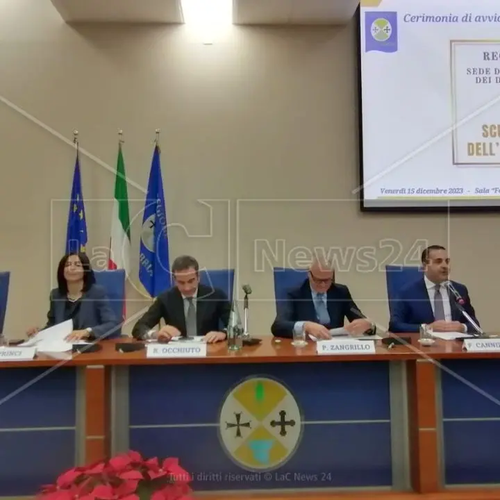 Reggio Calabria, inaugurata la Scuola Nazionale dell’Amministrazione. Zangrillo: «Attiva già da gennaio»