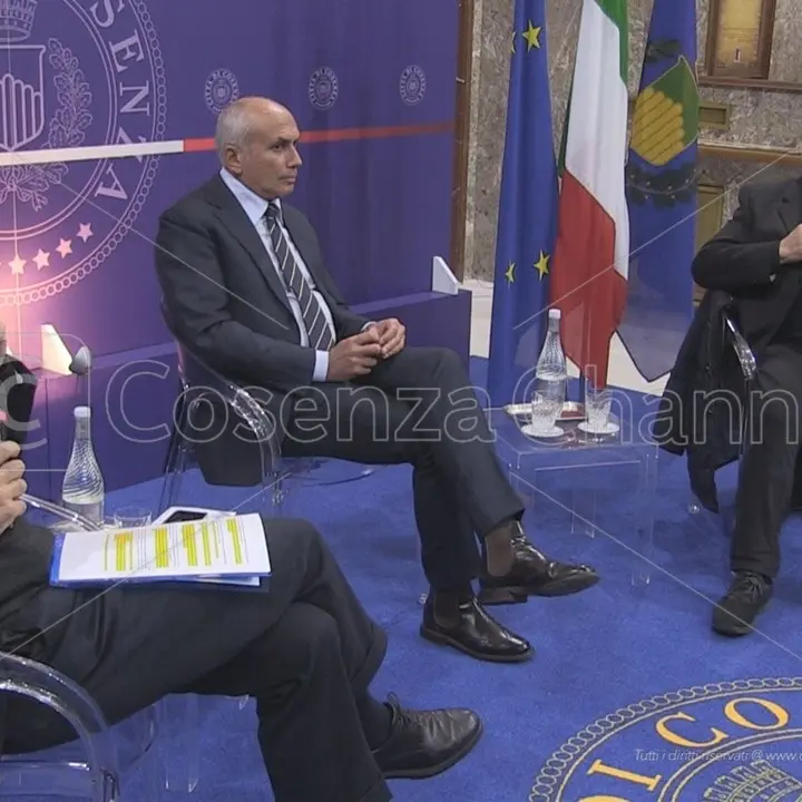 Omelia per gli invisibili, presentato a Cosenza il libro dell’arcivescovo Giovanni Checchinato
