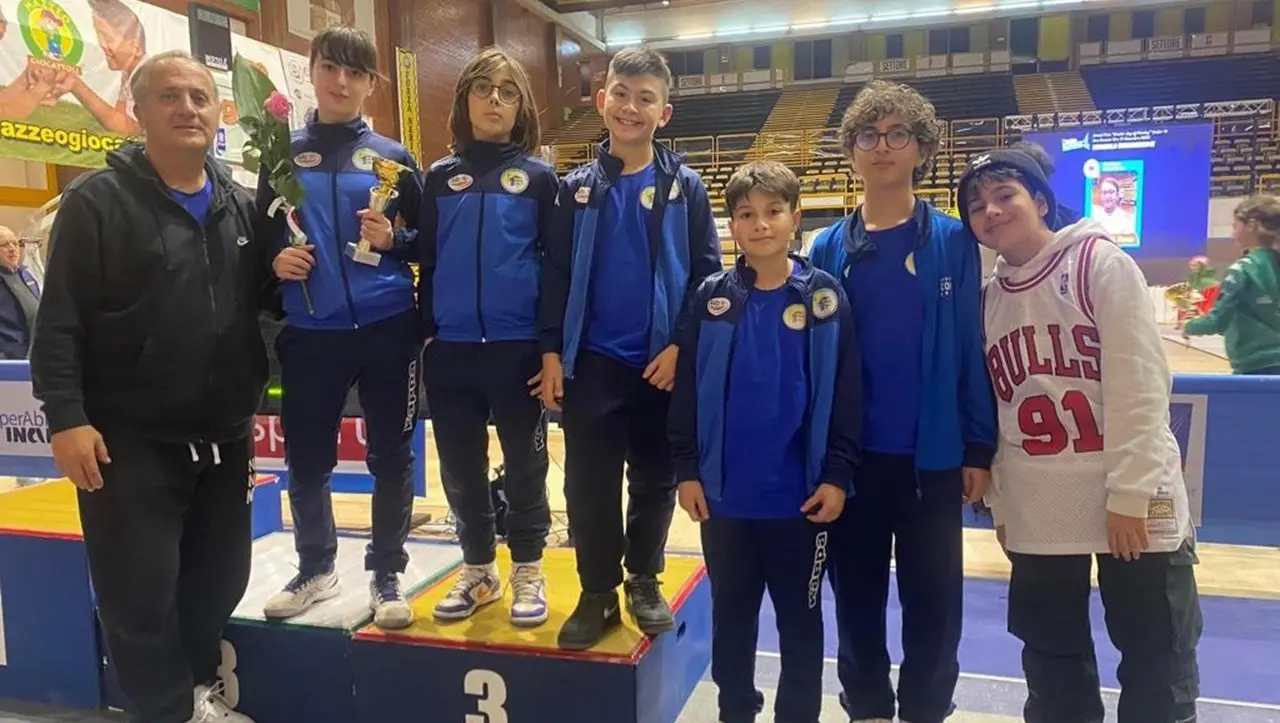 Scherma, Grand Prix Under 14 di sciabola a San Severo: buona prova per l’Asd Circolo Scherma Lametino