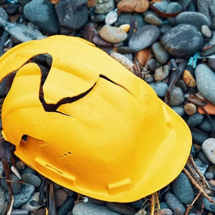 Incidente sul lavoro, operaio muore schiacciato da una lastra di marmo nel Veronese