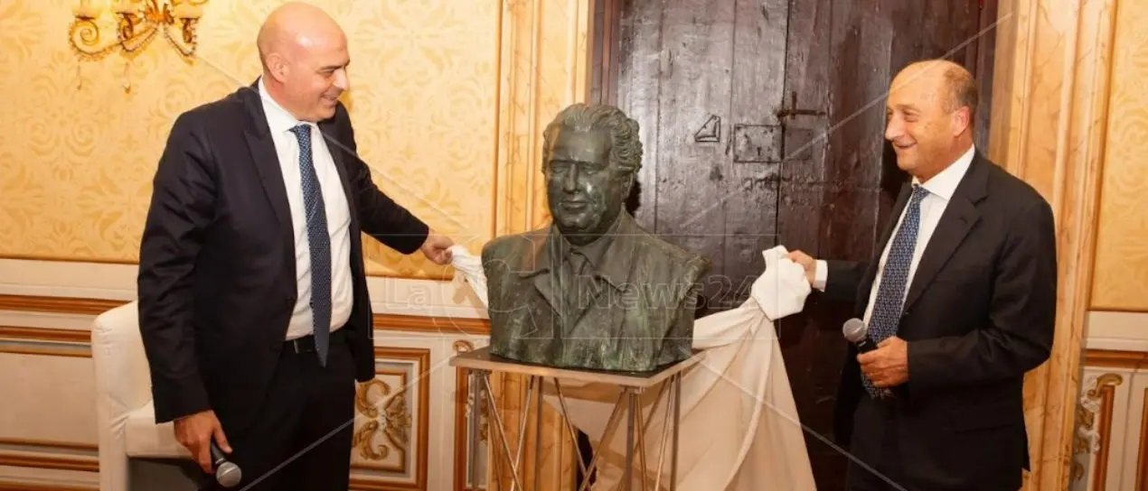 La Fondazione Magna Grecia omaggia il giornalista e scrittore calabrese Gino Gullace