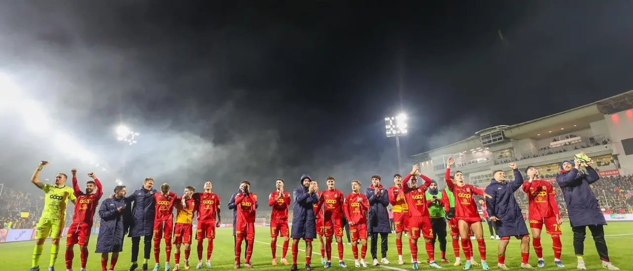 Calciomercato Catanzaro, Katseris piace anche al Napoli mentre si valuta la pista Moro in attacco: il punto