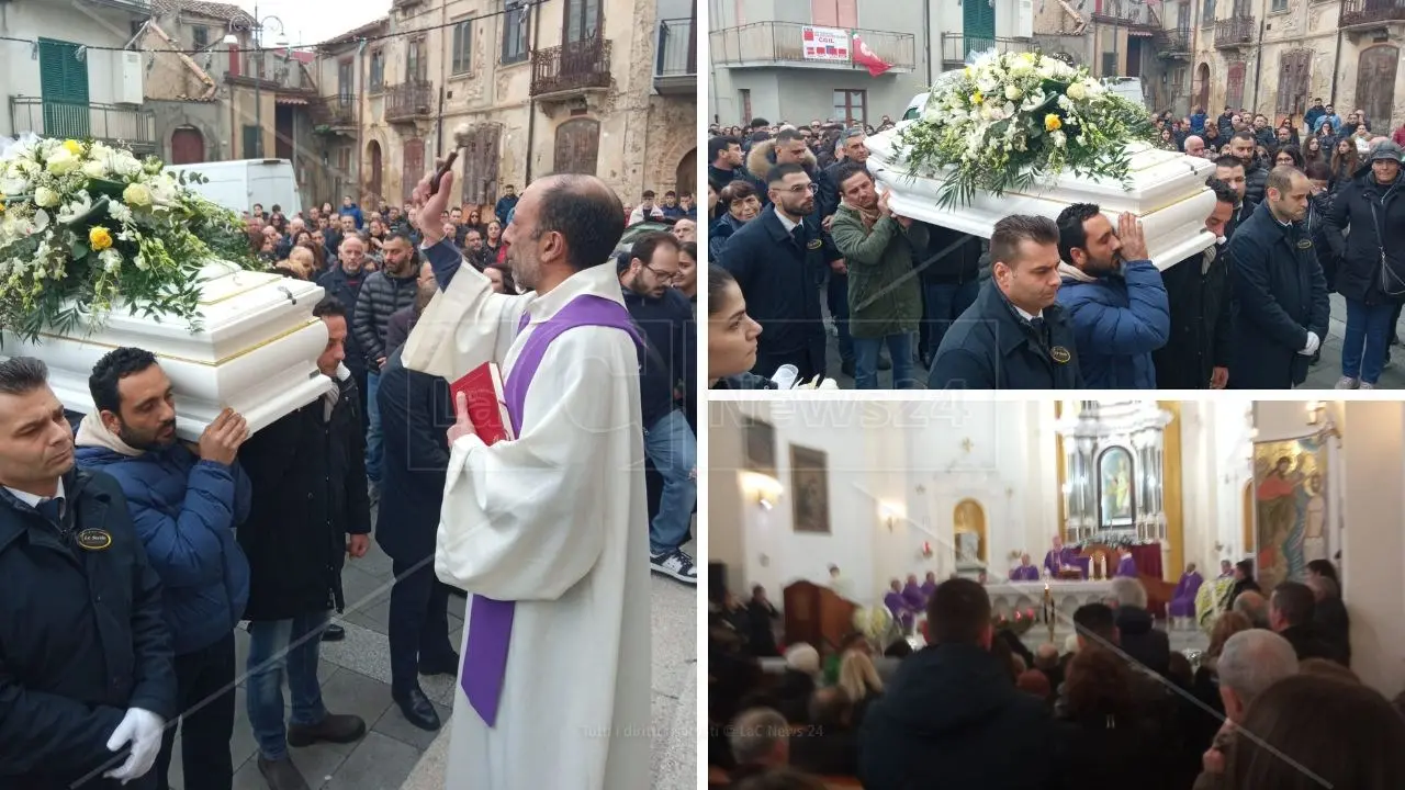 La comunità di San Costantino in lacrime: oltre tremila persone al funerale del 13enne morto a scuola