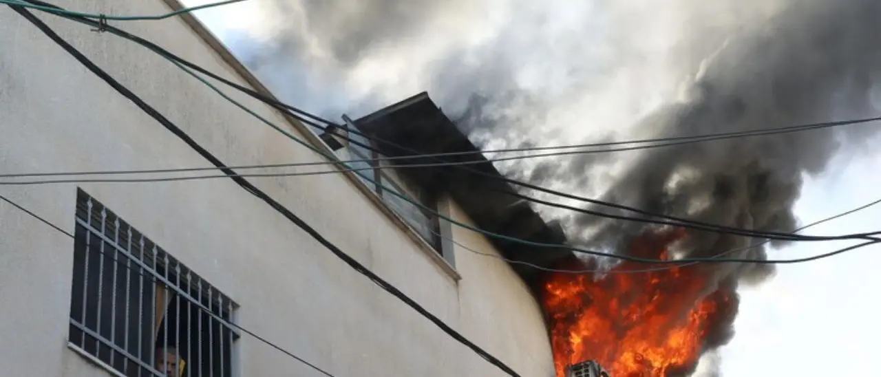 Medio Oriente, attacco israeliano a un campo profughi in Cisgiordania: almeno 6 morti e diversi feriti