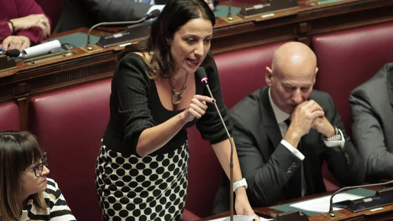 Scutellà (M5S) contesta la manovra del Governo: «Dimenticano la statale 106 per assecondare i capricci di Salvini sul Ponte»