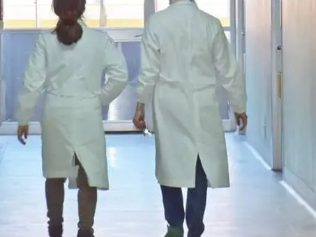 Milioni per medici e infermieri fermi in Regione, le trattative con i sindacati rimandate al 2024