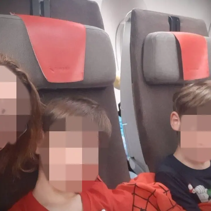 Fine dell’incubo per una mamma calabrese e i suoi figli: oggi finalmente a Lamezia dopo anni in Sud America alla mercé del marito