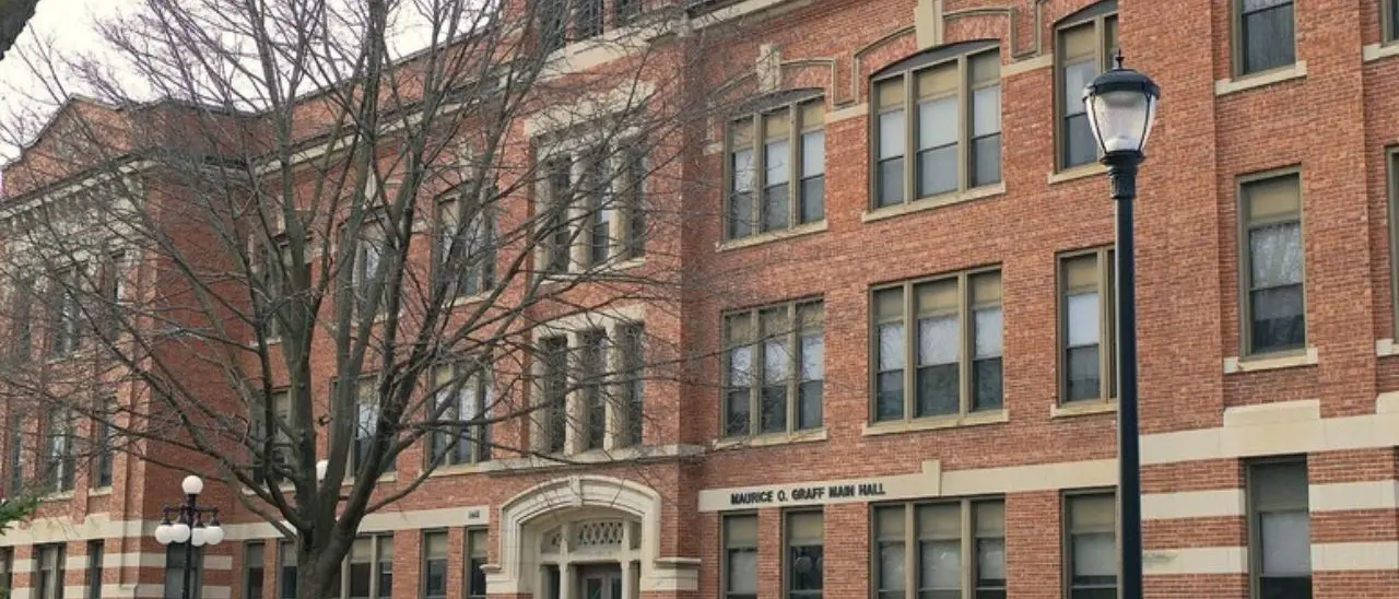 Video a luci rosse con la moglie, licenziato il rettore nel Wisconsin: «Punizione senza senso»