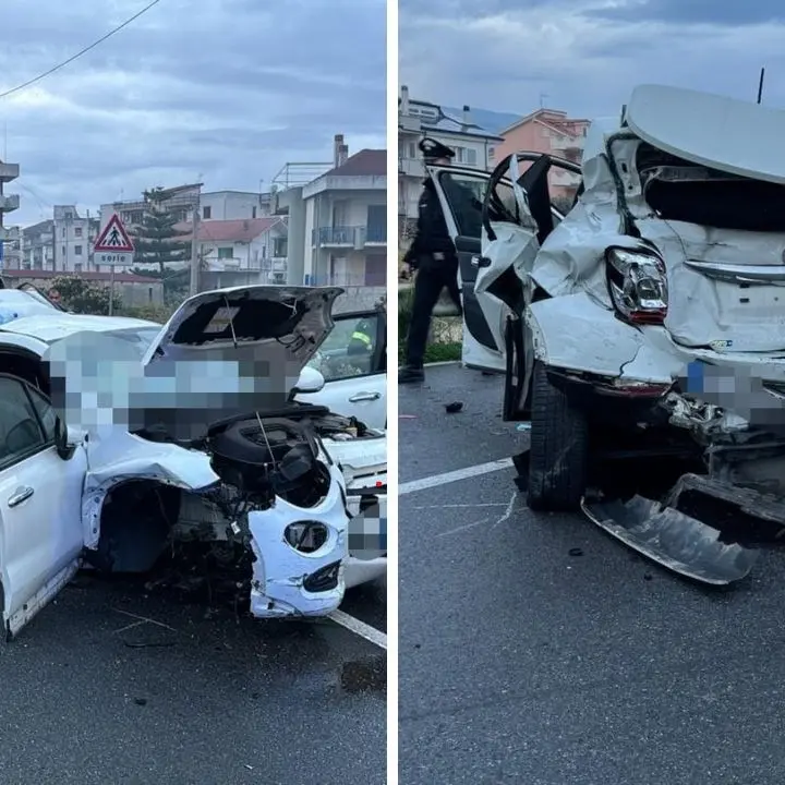 Badolato, scontro sulla SS106 tra un autobus ed un’auto: morto un 70enne