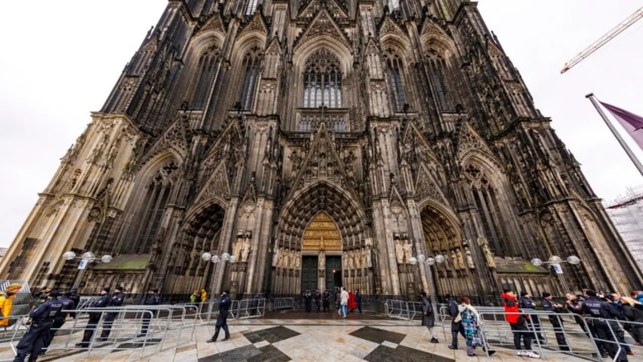 Germania, pianificavano un attentato alla cattedrale di Colonia: tre arresti