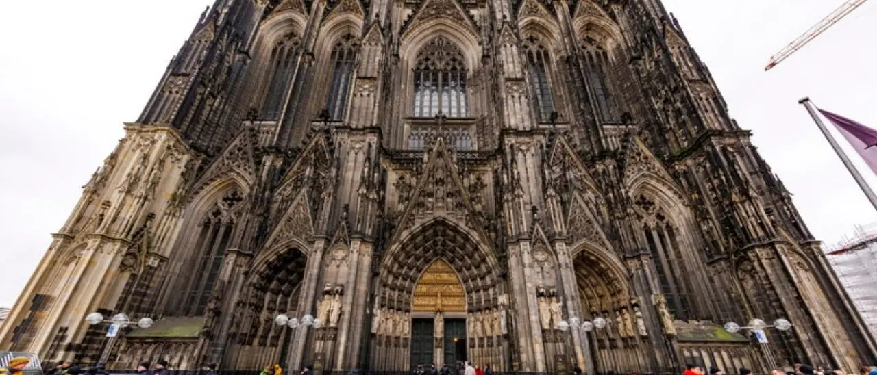 Germania, pianificavano un attentato alla cattedrale di Colonia: tre arresti