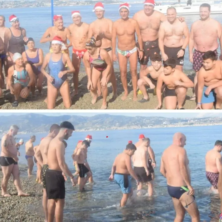 Villa San Giovanni, si rinnova il tradizionale tuffo di Capodanno nello Stretto