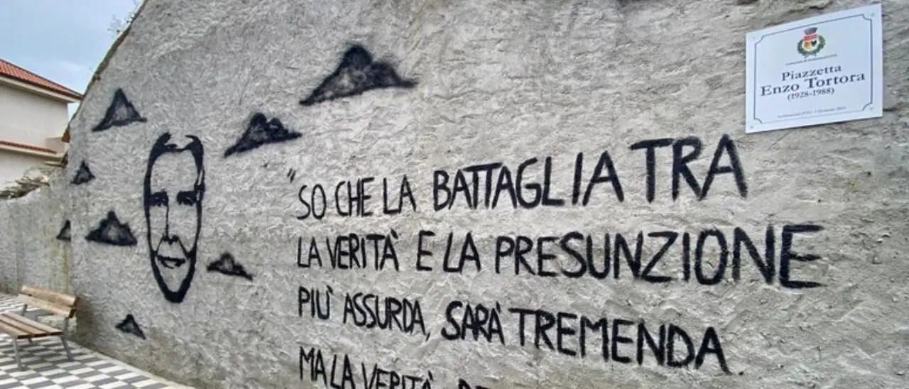 A Stefanaconi una piazzetta intitolata a Enzo Tortora, simbolo di «giustizia e legalità»
