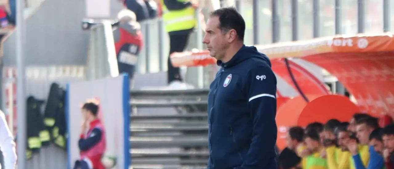 Il Crotone regola il Catania e rimane attaccato al treno dei desideri: allo Scida termina 3-0