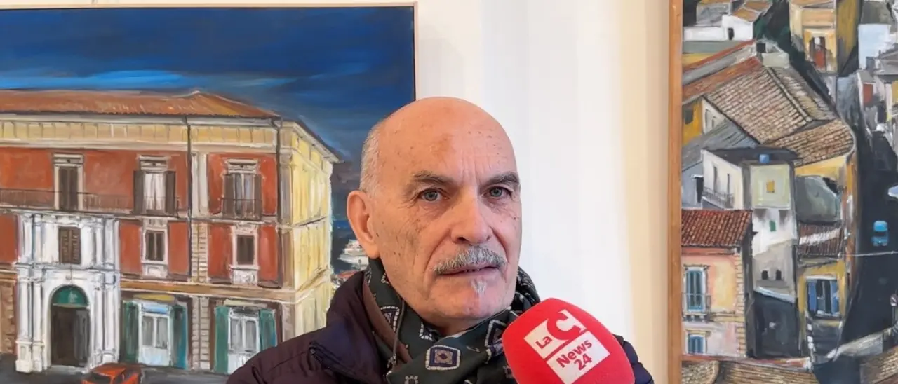 A Corigliano Rossano la mostra di Enzo Bilardo, il pittore che dipinge il suo amore per Calabria e Sicilia