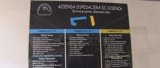 Stipendi gonfiati all’Azienda Ospedaliera di Cosenza, arrivano i primi provvedimenti di sospensione