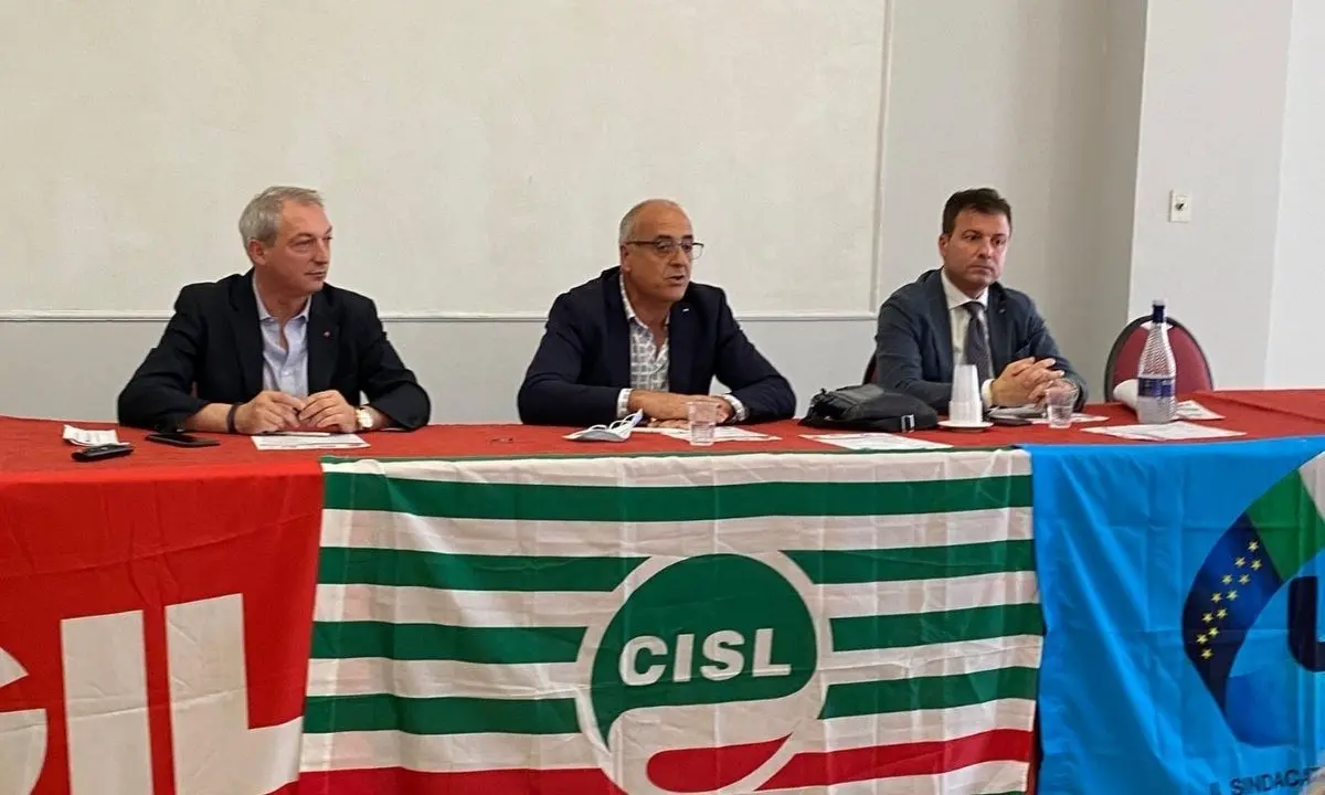 Statale 106, autostrada e Alta velocità: Cgil, Cisl e Uil chiedono a Occhiuto un confronto istituzionale urgente