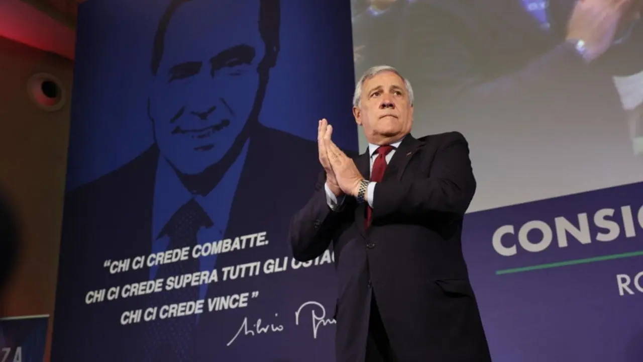 Forza Italia, il vicepremier Tajani apre il congresso provinciale di Cosenza: Gallo verso la riconferma