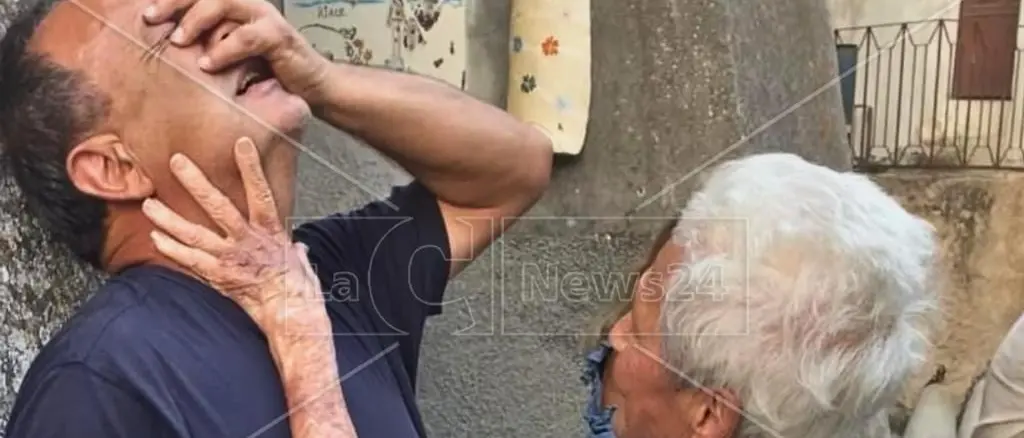 Il caso Lucano «complesso e delicato». La Corte d’Appello si prende altri 90 giorni per (ri)scrivere la storia del modello Riace