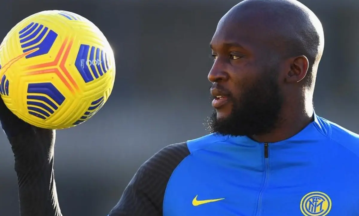 Cori razzisti contro Lukaku, Daspo per un commerciante di Vibo Valentia: non potrà vedere partite della Juventus per i prossimi 5 anni