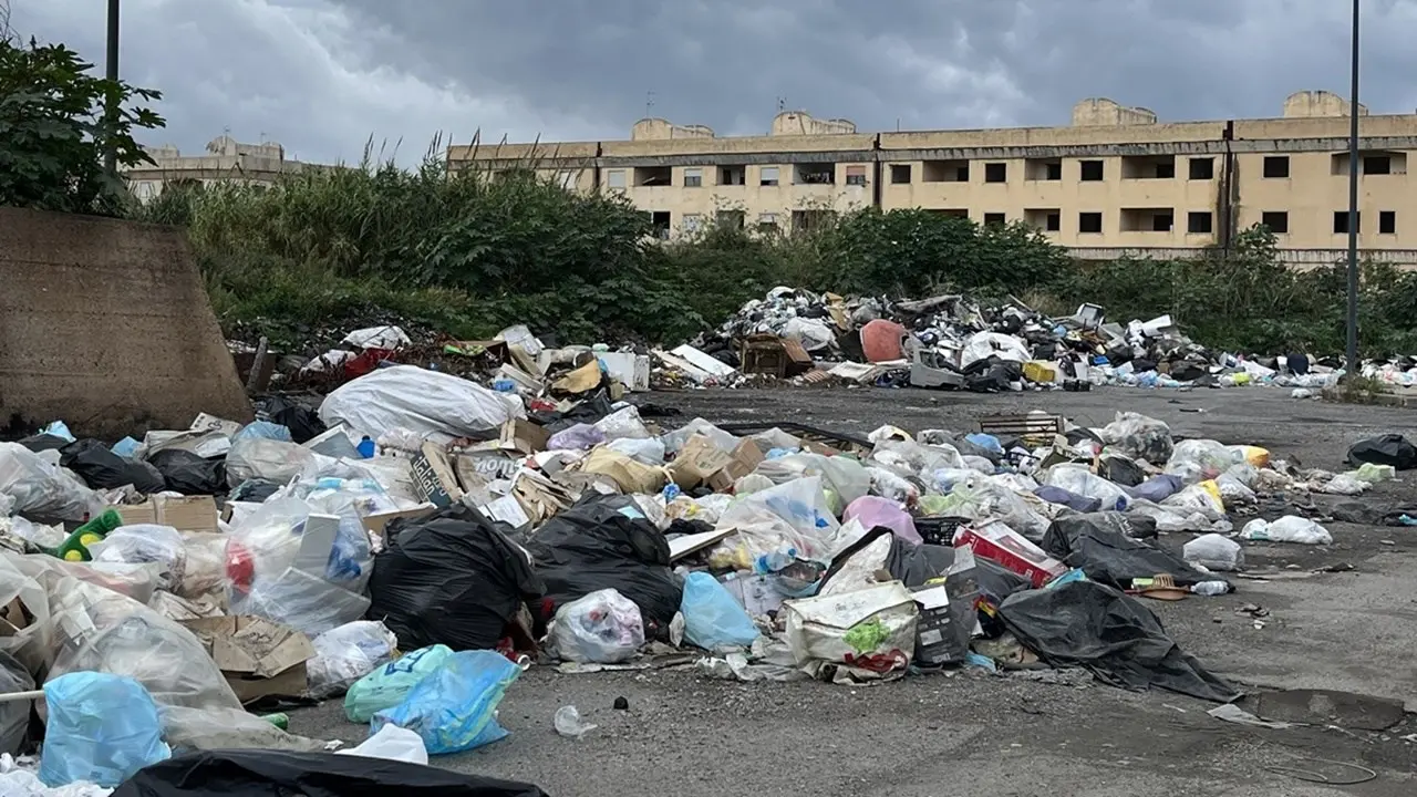 Reggio Calabria, incontro su Arghillà in Prefettura. Falcomatà: «Ora è un ghetto, tornerà zona residenziale»