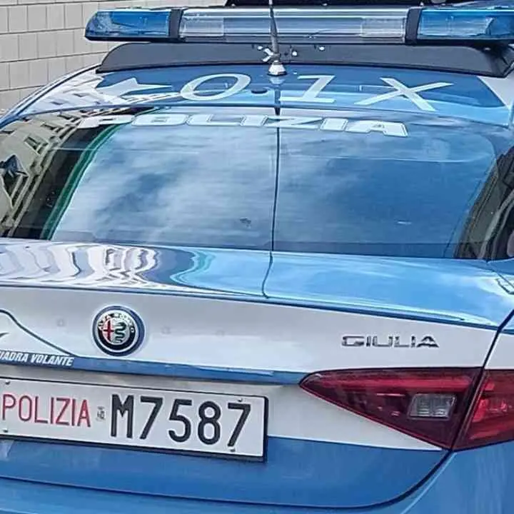 Reggio Calabria, tenta di dare fuoco al cugino dopo una lite: 78enne arrestato