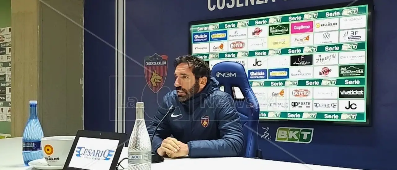 Verso Cremonese-Cosenza, Caserta suona la carica: «Lì per giocare a viso aperto»