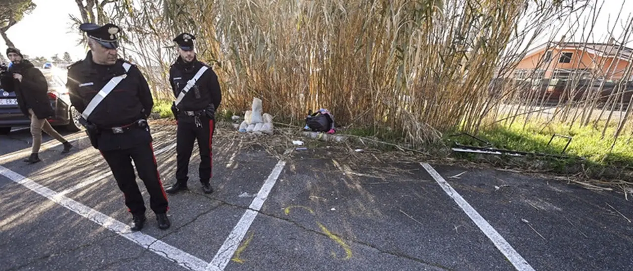 Roma, 14enne ucciso a colpi di pistola dopo una lite. Lo zio: «Gli hanno tolto la vita per niente»