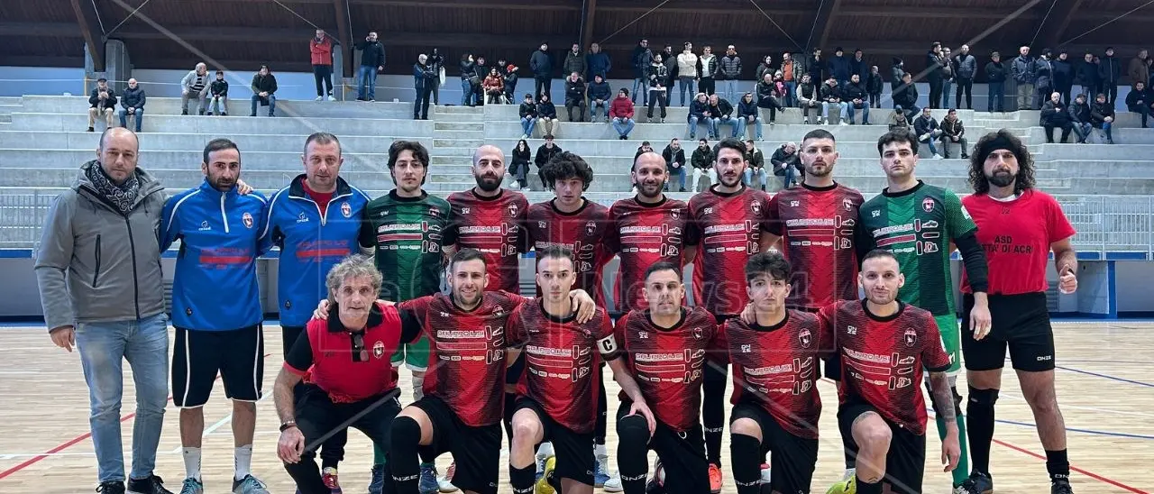 Calcio a 5, l’Acri fa festa al debutto nel nuovo palasport: i rossoneri battono 4-3 il Latiano