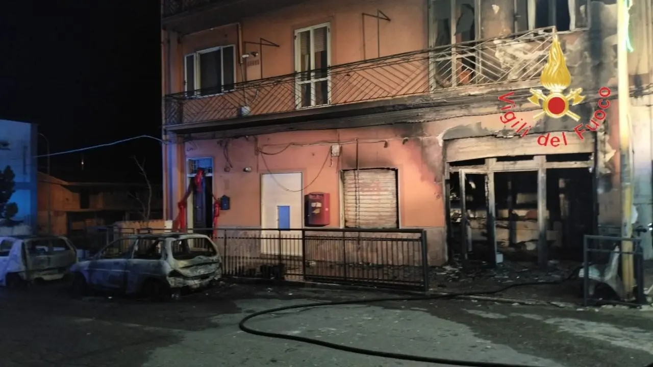 Incendio all’ufficio postale di Mandatoriccio, autorizzato un sopralluogo per valutare i danni