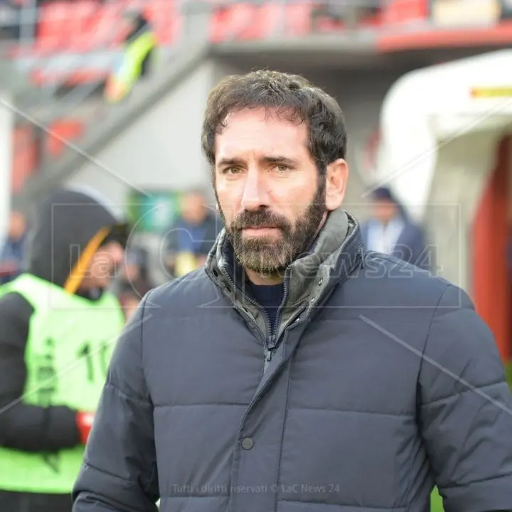 Cremonese-Cosenza 1-0, Caserta: «Abbiamo fatto una buonissima prestazione, non meritavamo la sconfitta»