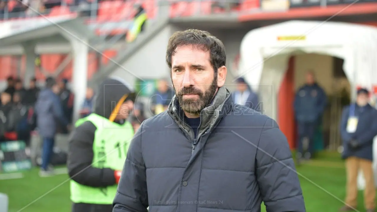 Cremonese-Cosenza 1-0, Caserta: «Abbiamo fatto una buonissima prestazione, non meritavamo la sconfitta»