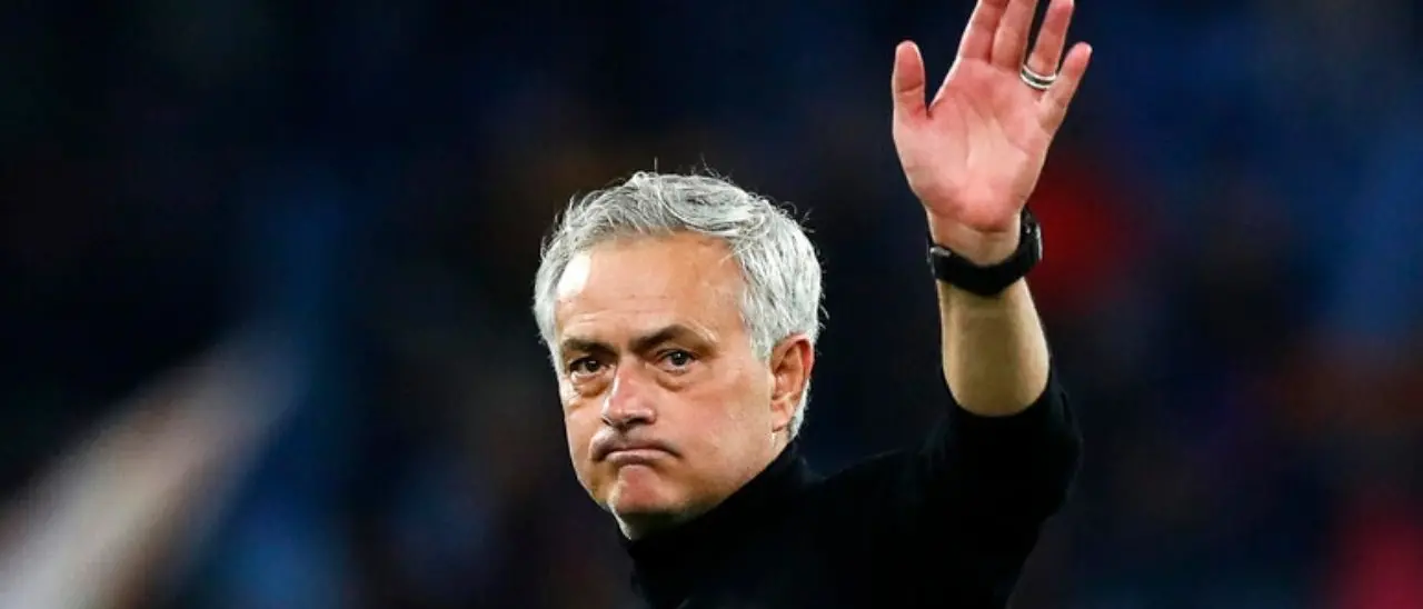 Serie A, la Roma esonera Josè Mourinho. I Friedkin: «Necessario un cambiamento immediato»